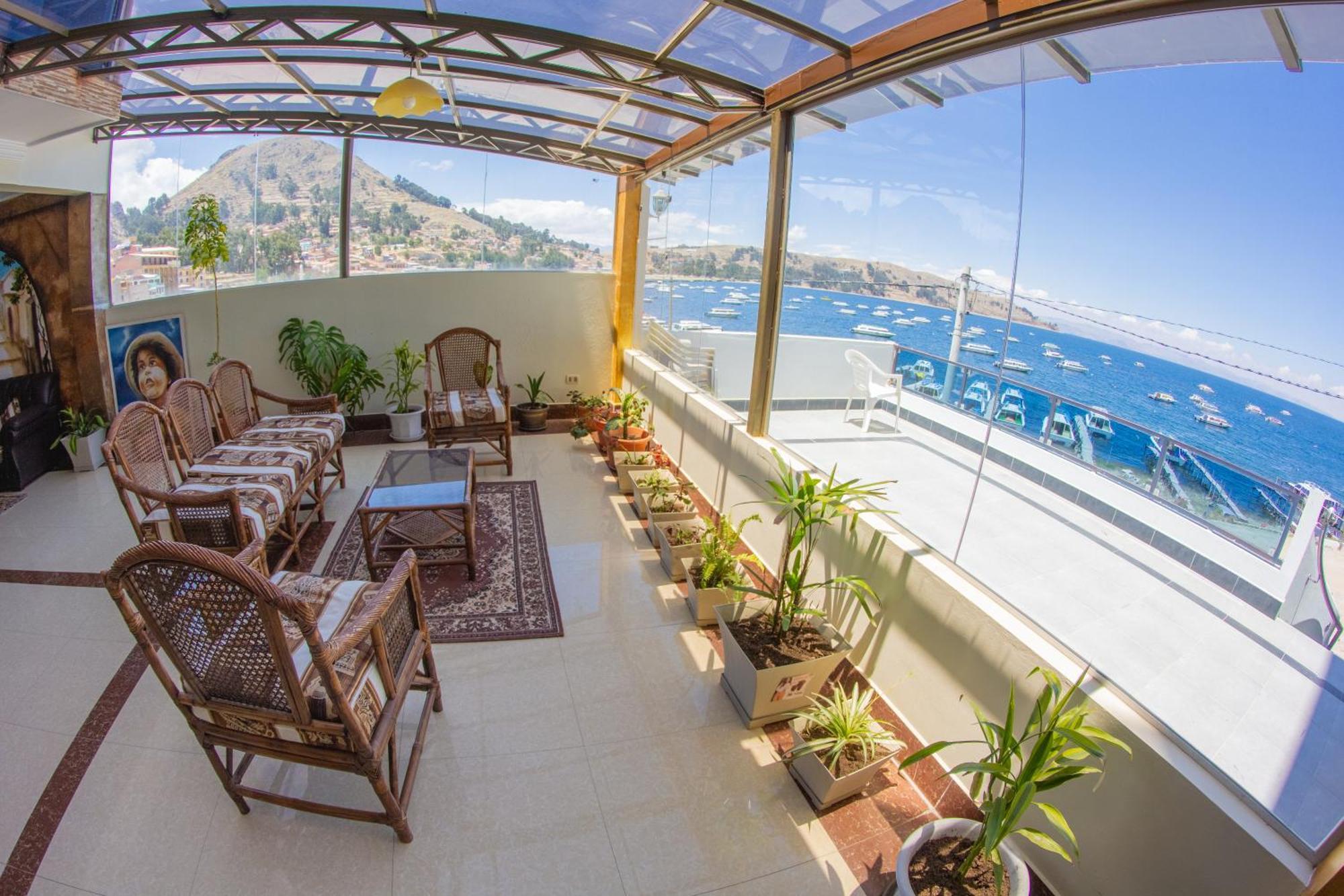 Hotel Lago Azul Copacabana  Dış mekan fotoğraf